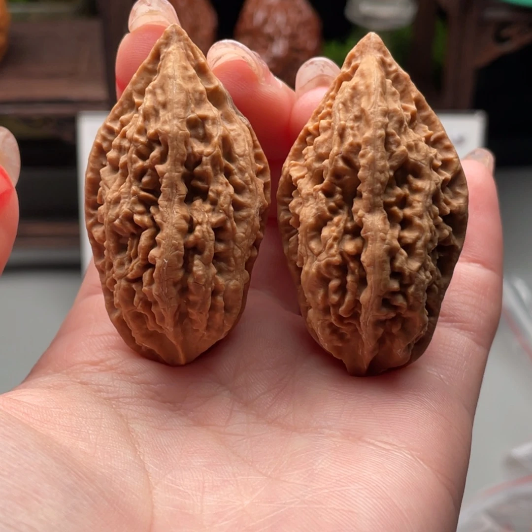 文玩核桃把件小楸千花皮64