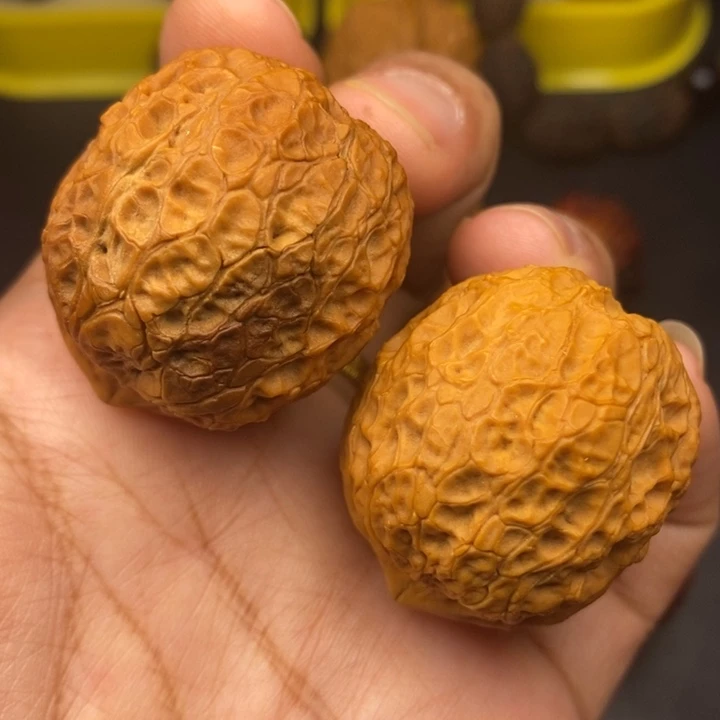 文玩核桃吊坠39尺玄武元宝