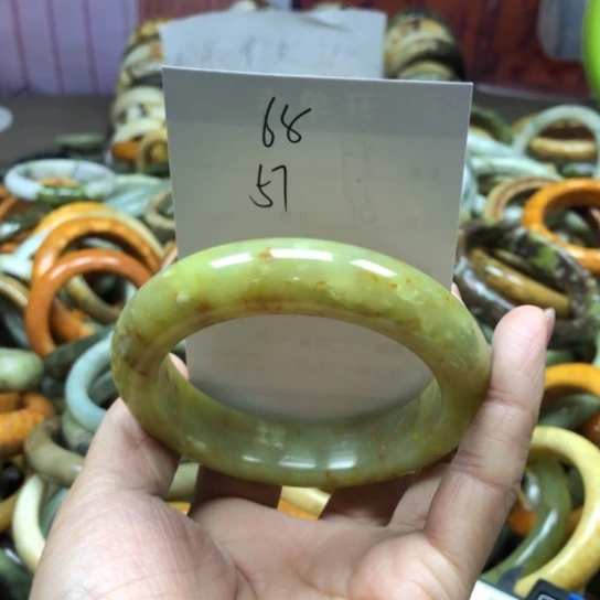 未镶嵌蛇纹石玉手镯
