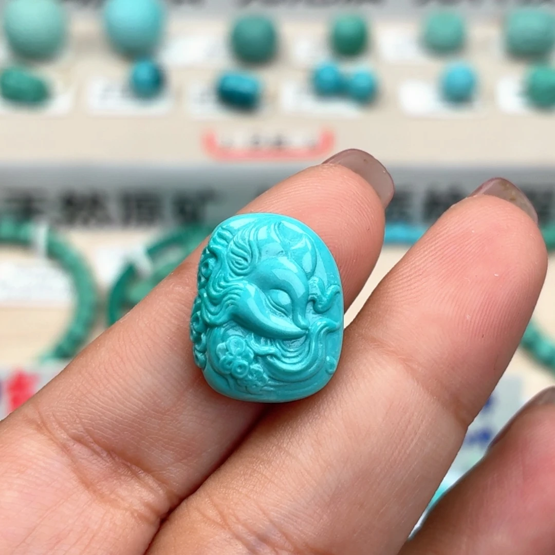 未镶嵌绿松石珠宝奇石