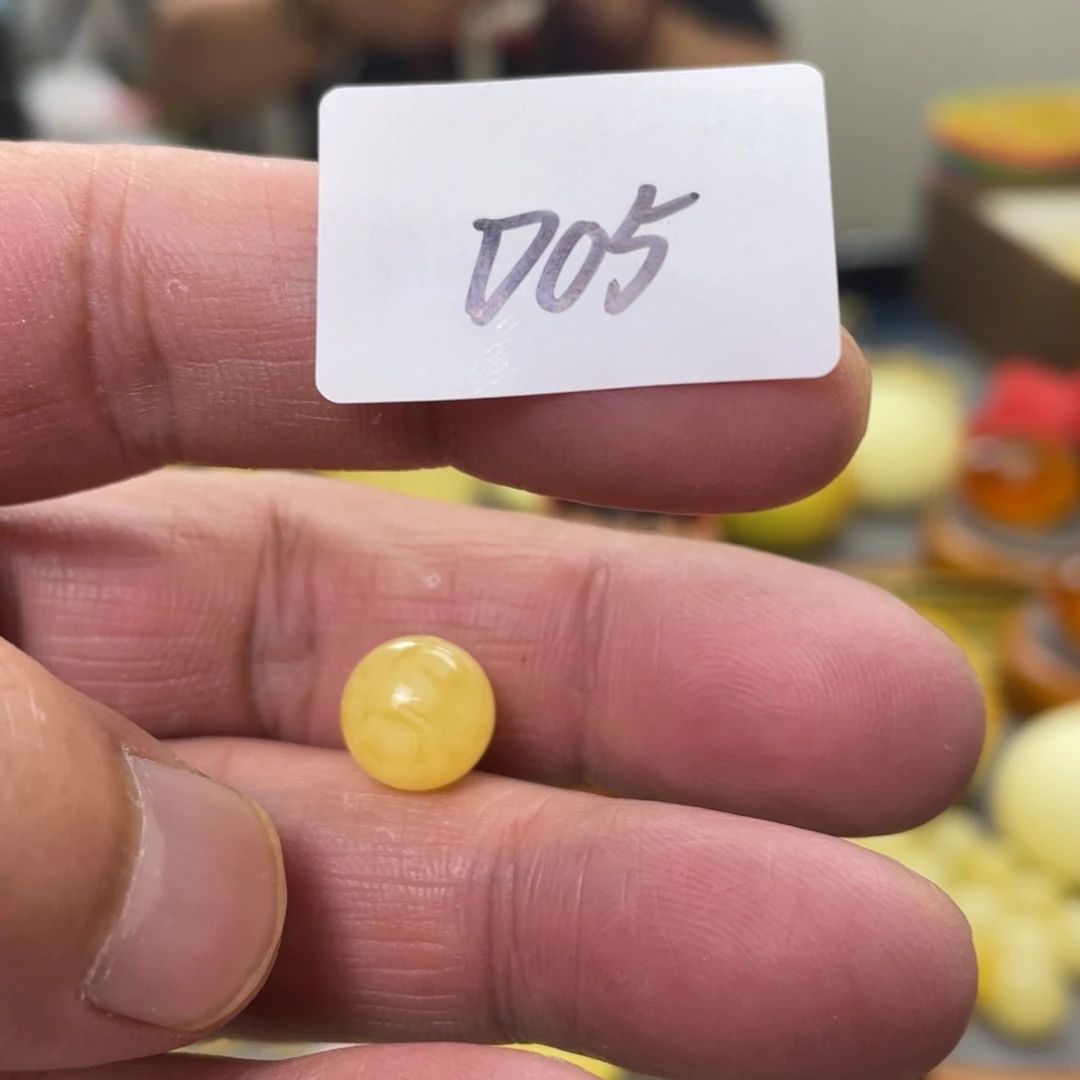 手链琥珀未镶嵌多样性发，发其中一件