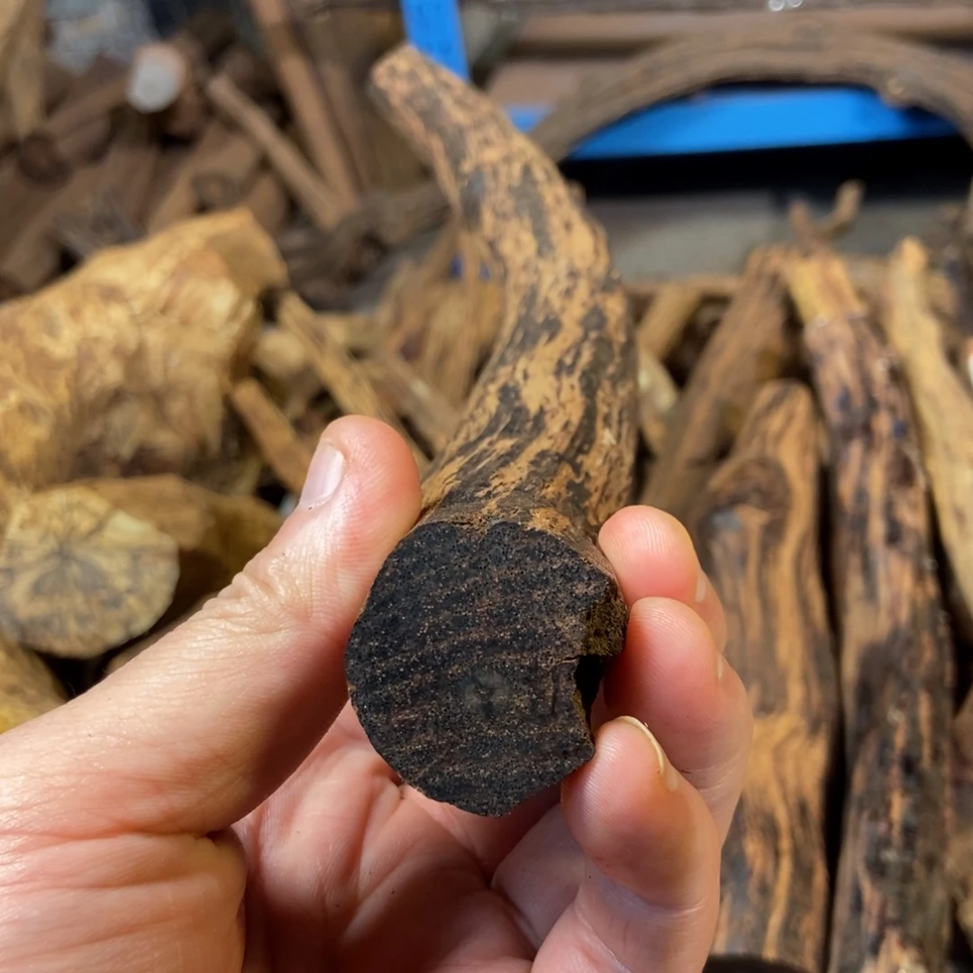 淡***然海南小叶降真香89老型多圈沉水级香粉