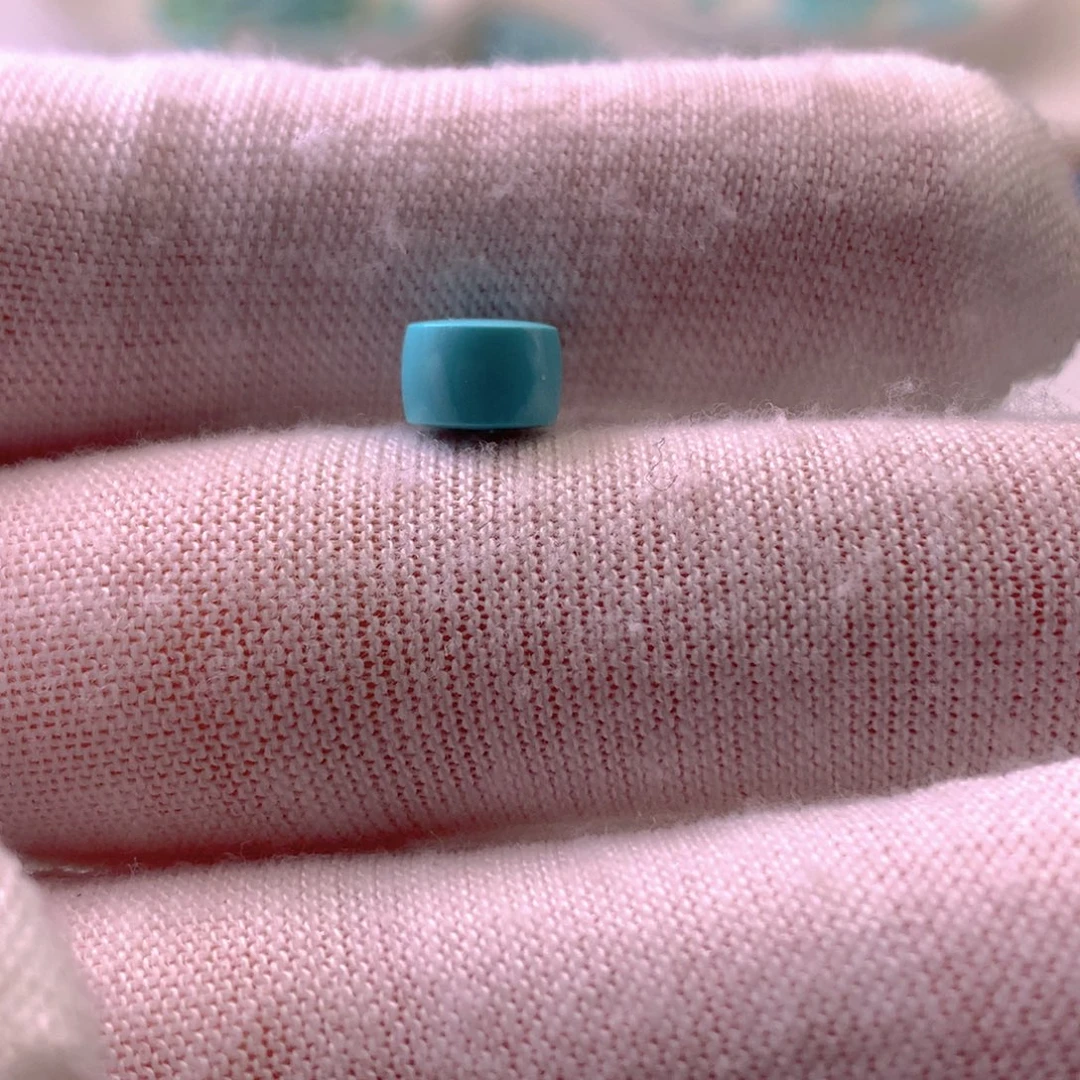 绿松石未镶嵌挂件6.8*4.6mm