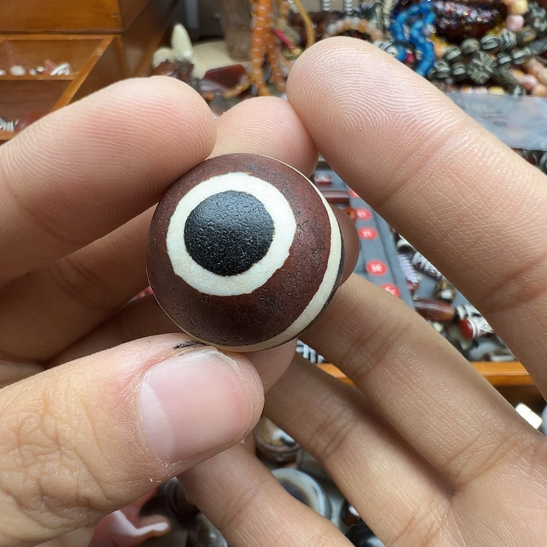 面***纱玛瑙/玉髓未镶嵌珠宝半成品