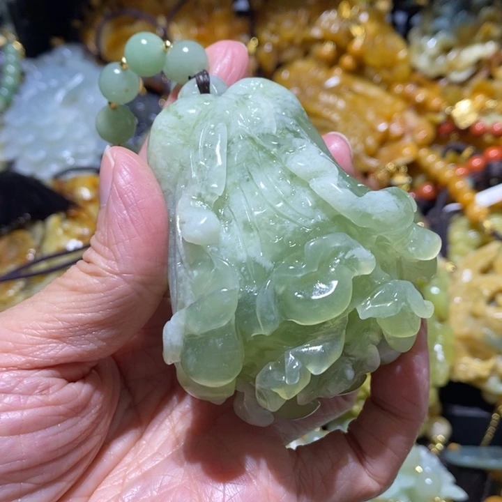 岫玉岫玉吊坠未镶嵌