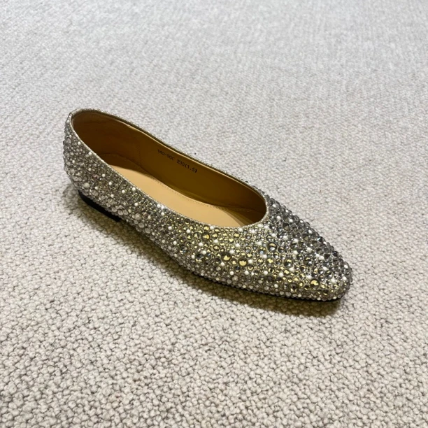 波斐女款爆闪一脚蹬尖头凉鞋240气质软底春季