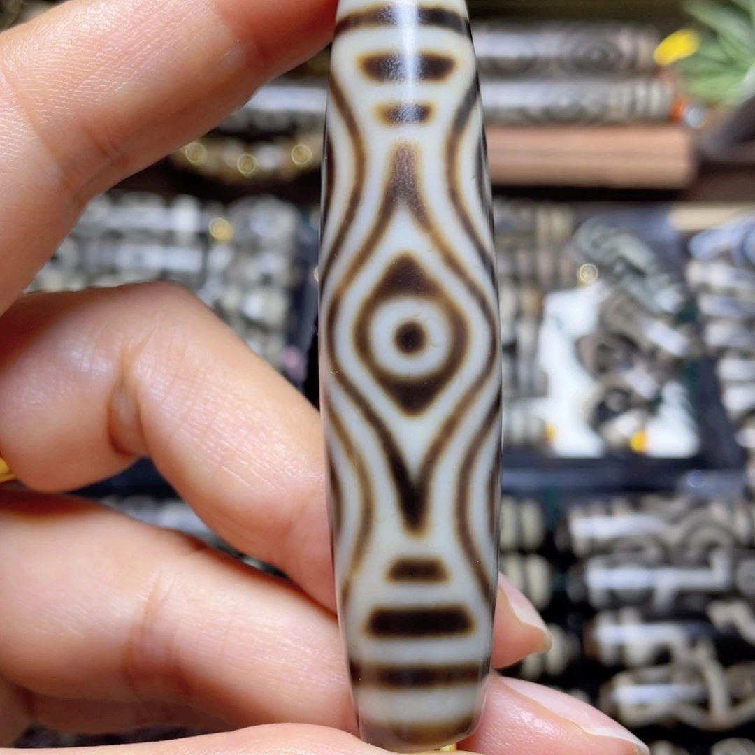 玛瑙/玉髓未镶嵌珠宝半成品1