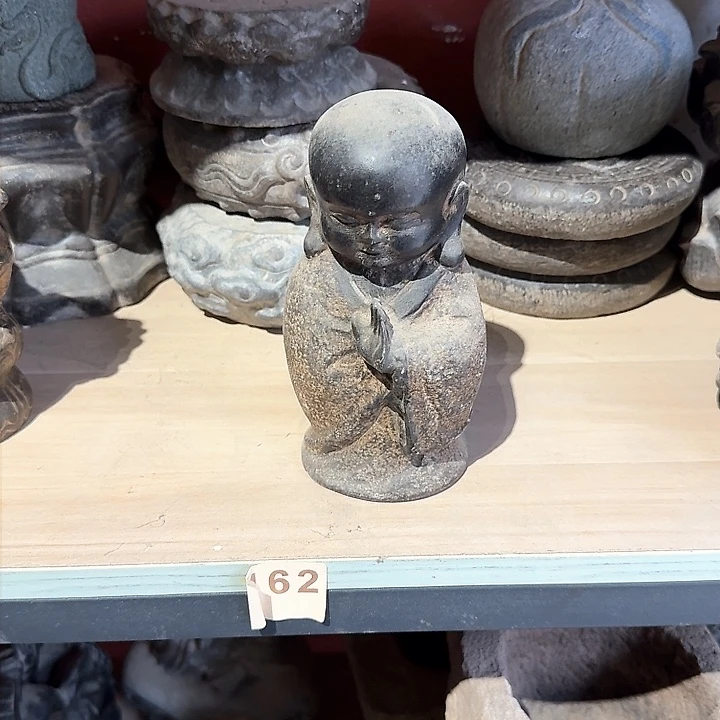 石雕茶空间搭配摆件