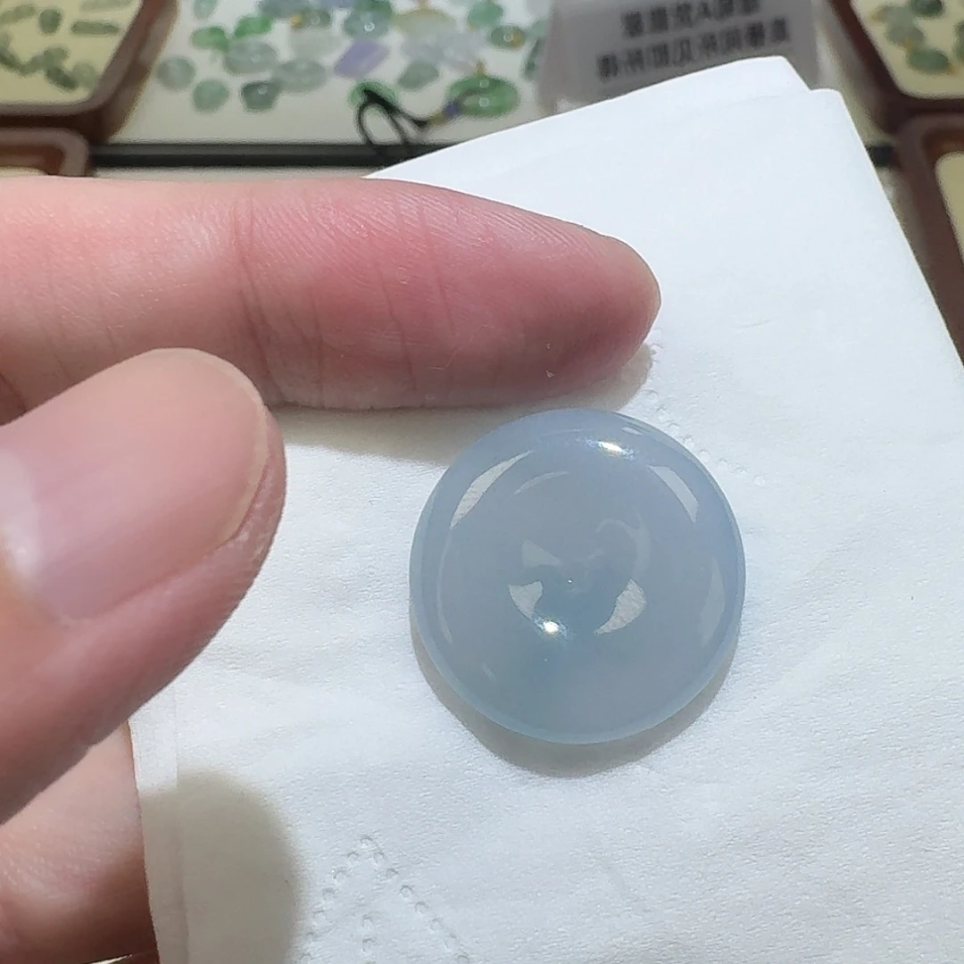 翡翠未镶嵌颈饰扣子