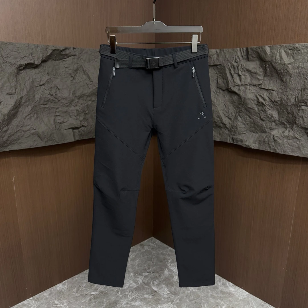 8936秋冬新款冲锋裤热门户外软壳裤爆款直筒裤