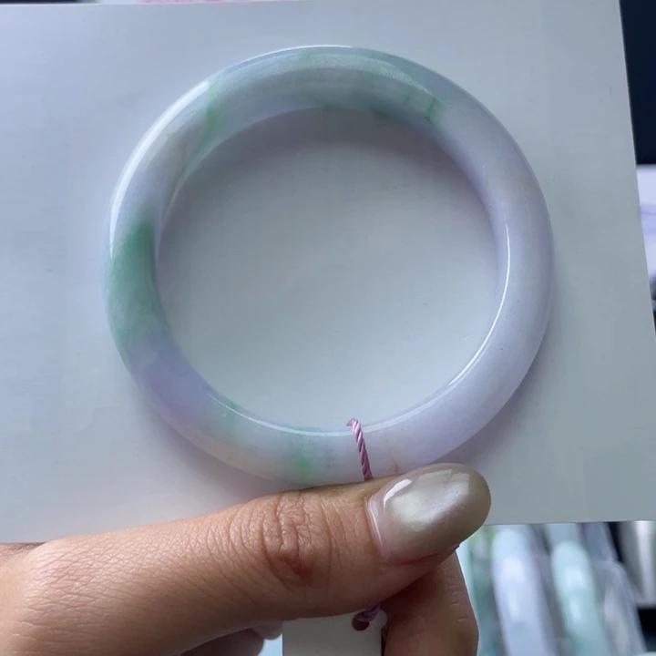 阿****翡翠未镶嵌手镯54
