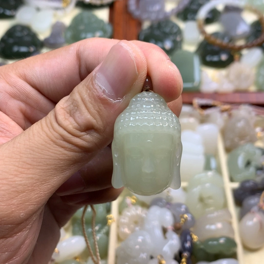 【闪购商品】和田玉未镶嵌颈饰ℳ****ℳ