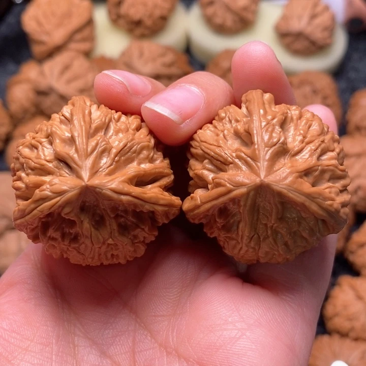 文玩核桃把件精品文山三棱38