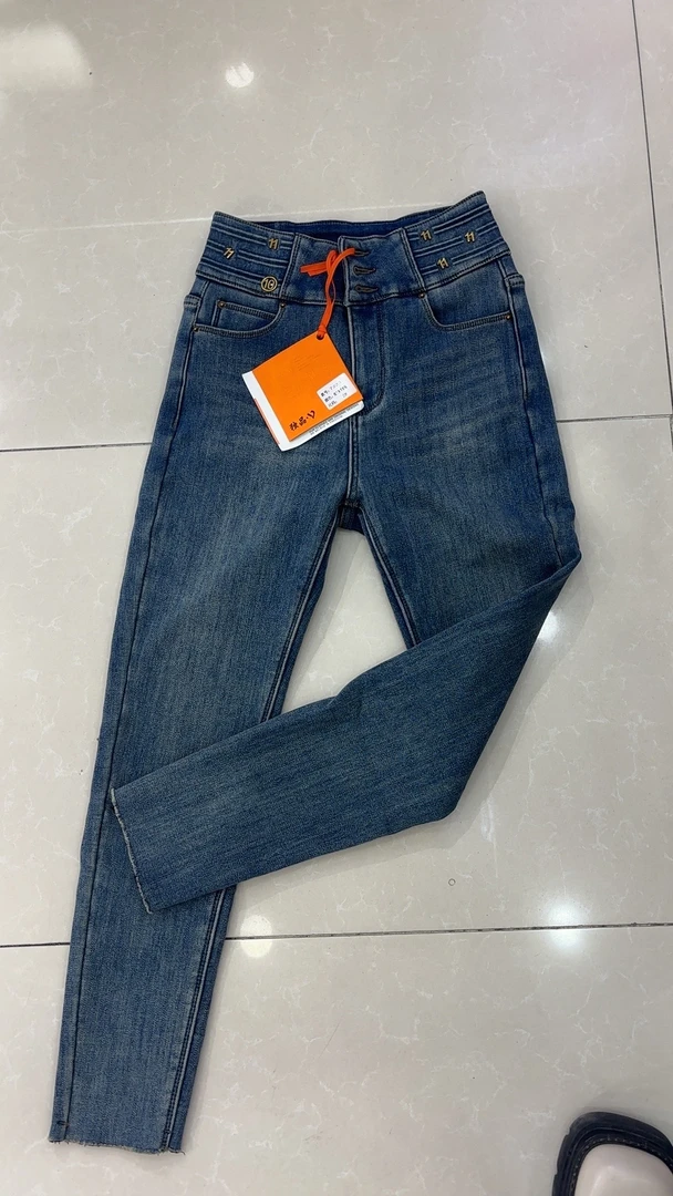 断码牛仔裤看图拍