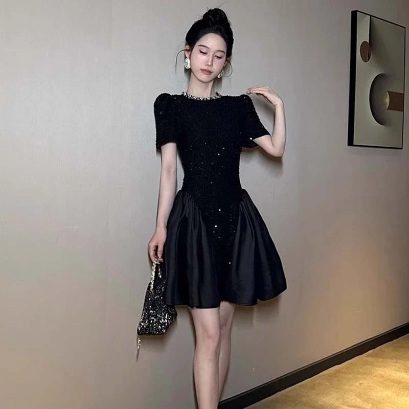 【有里布】新款设计师名媛亮片宴会气质法式短袖显瘦连衣裙D1978