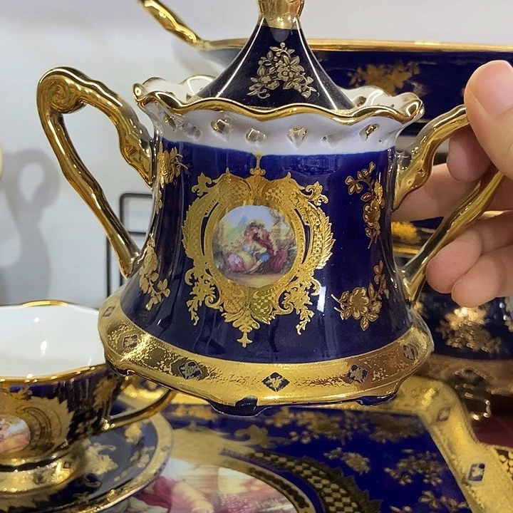 瓷片瑕疵……………………………