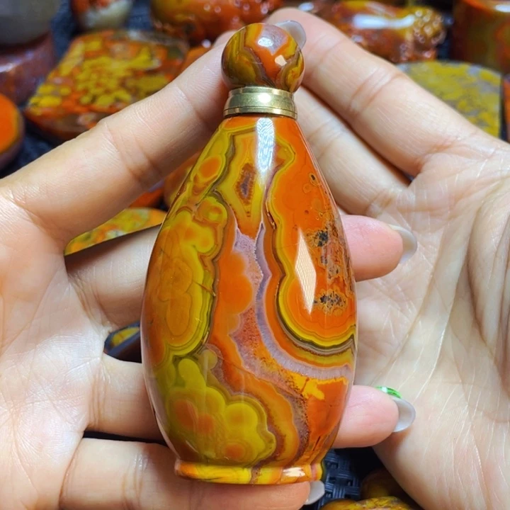 玛瑙/玉髓战国红鼻烟壶未镶嵌