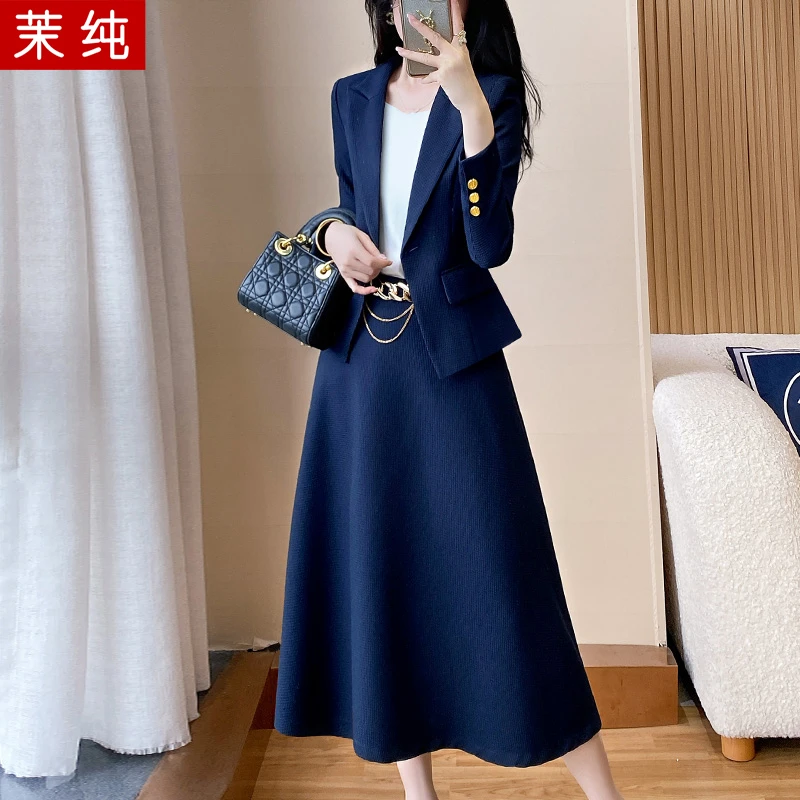 职业洋气女藏青色短款小西服高级感职场干练气质女装高级感工作服