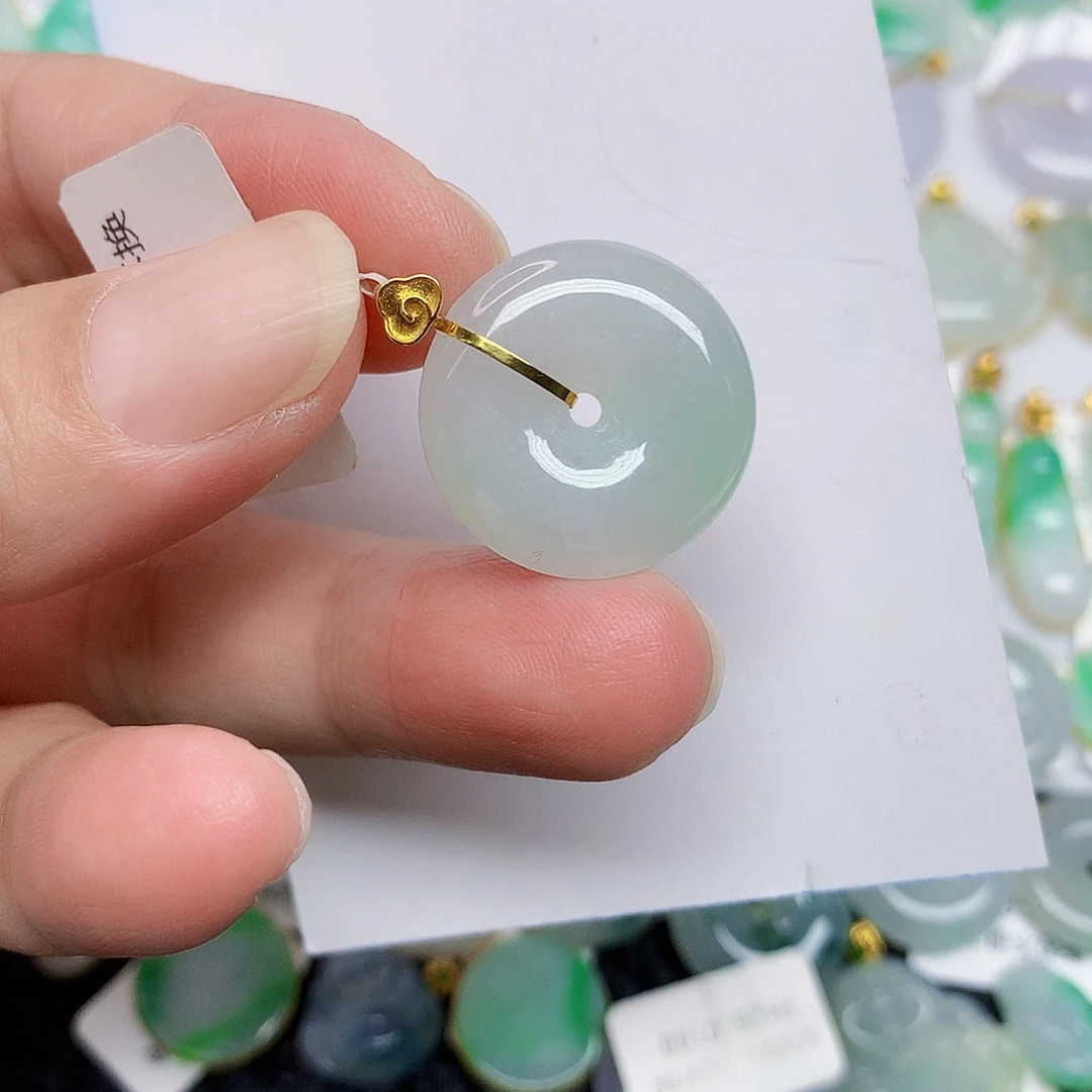 翡翠18K金镶嵌颈饰356678