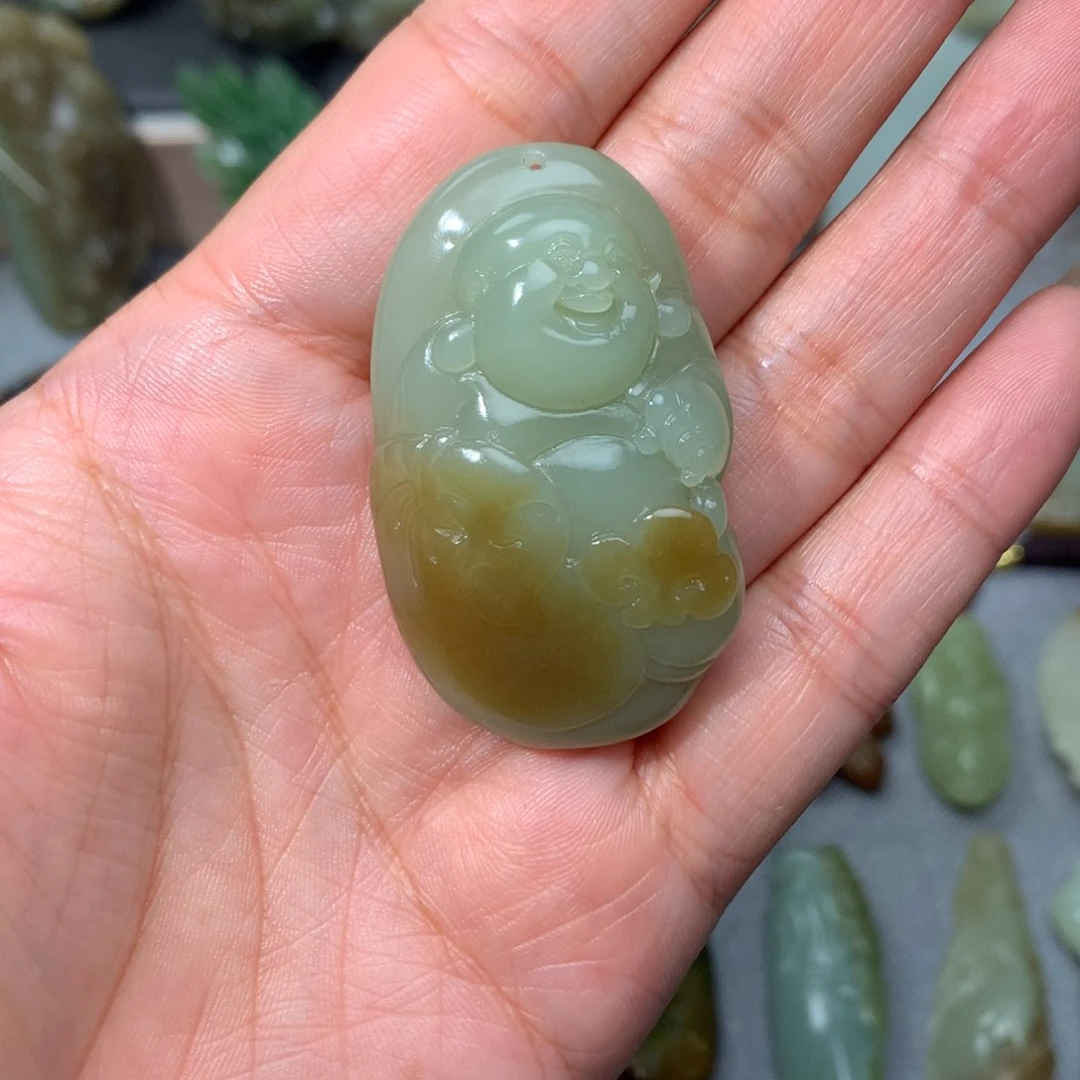 颈饰未镶嵌和田玉