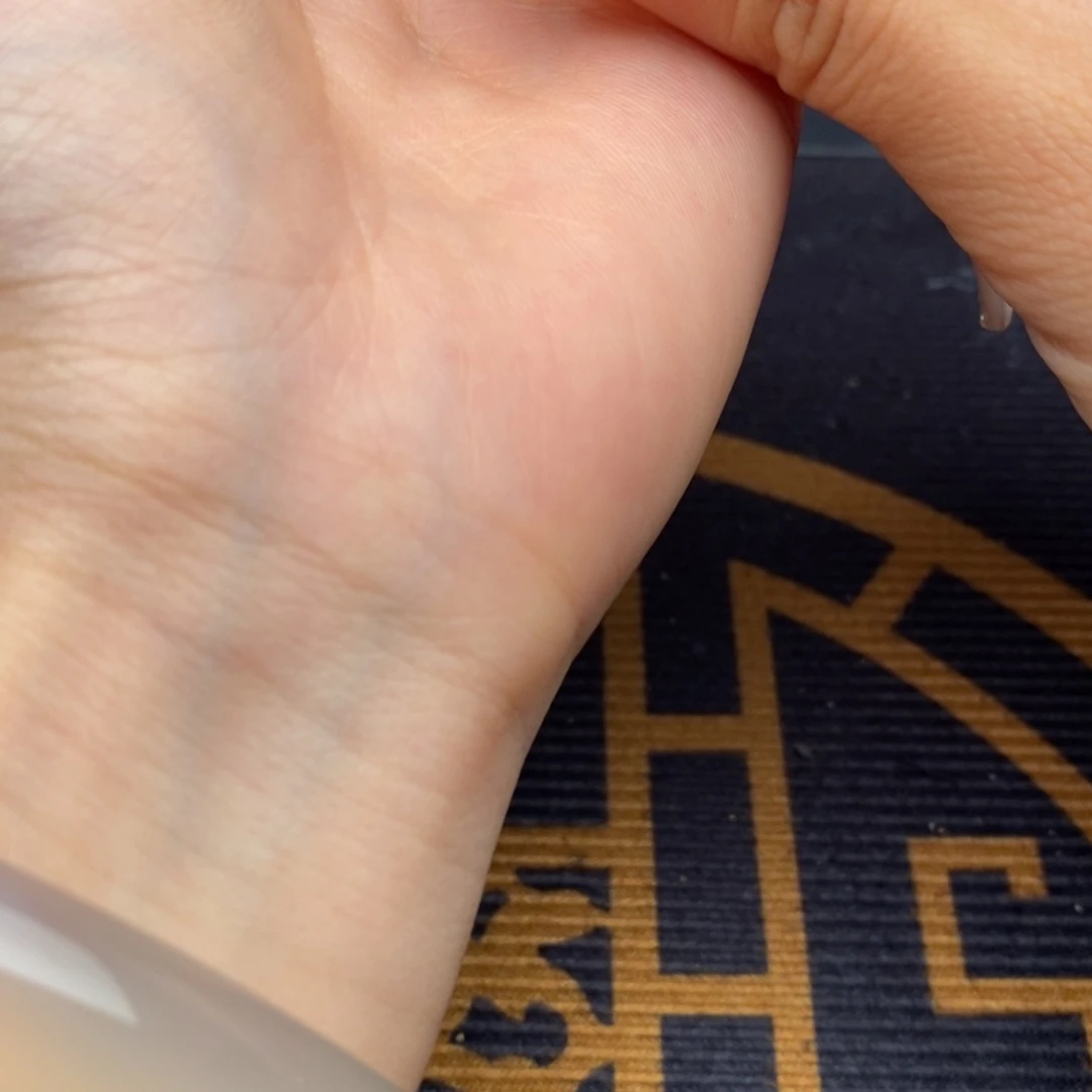 S***r文玩核桃吊坠白狮子