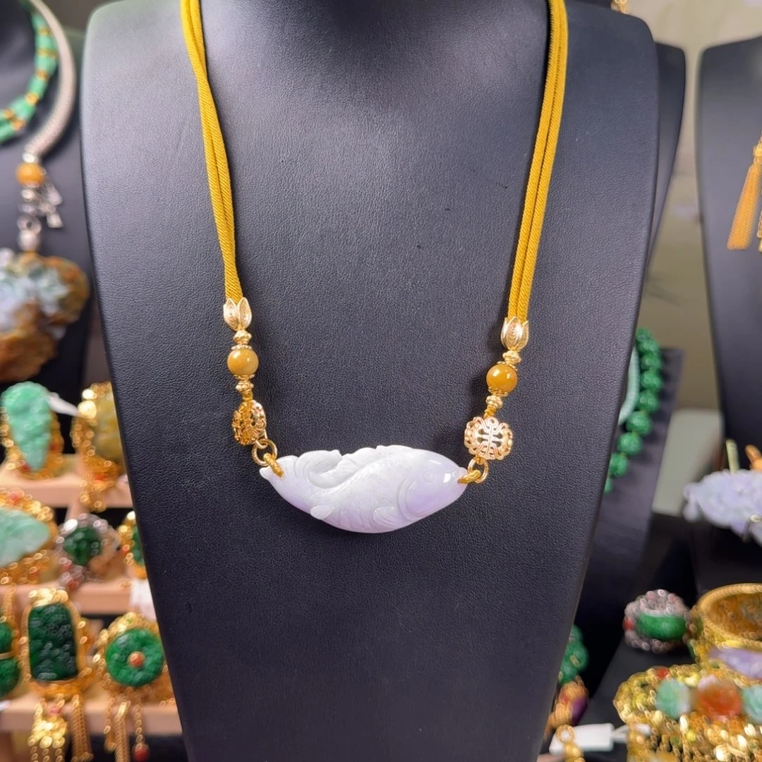 翡翠未镶嵌吊坠(赠链)福利款套装炸价