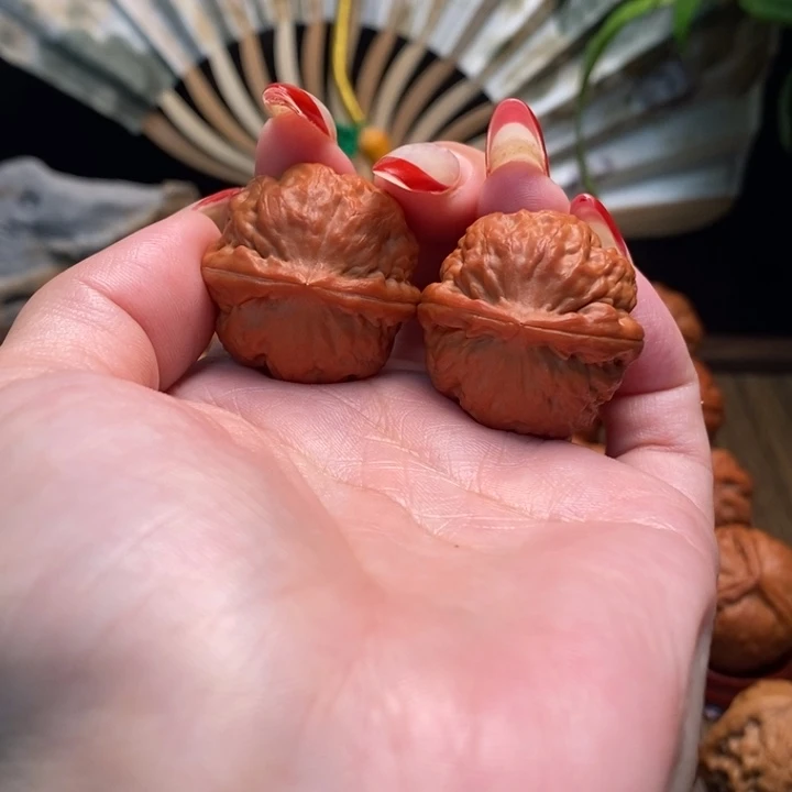 文玩核桃把件玉石方樽