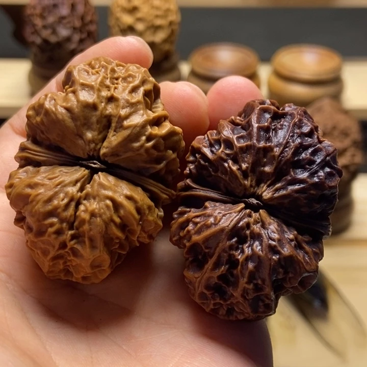 简***透把件文玩核桃白泽