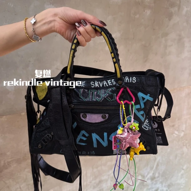 95新 Balenciaga/巴黎世家 复燃精选/黑色小号涂鸦机车手提斜挎包