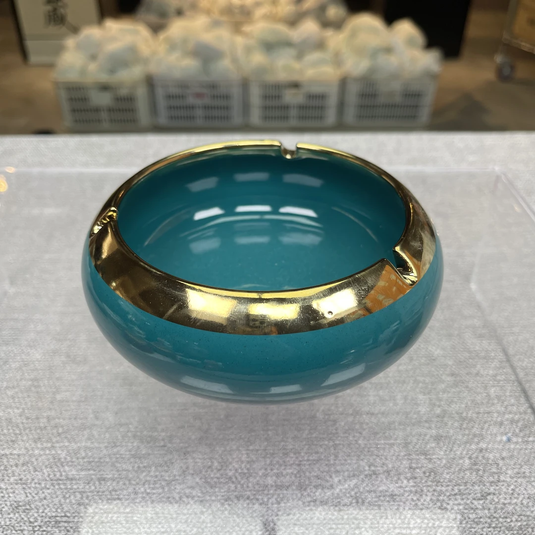 高端瓷器烟灰缸茶桌摆件@@F70