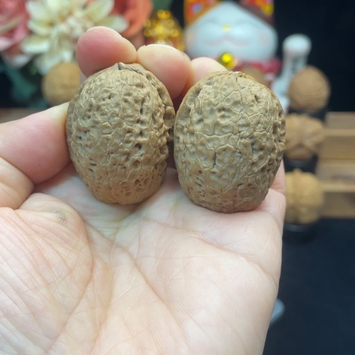 文玩核桃把件云南铁核桃47