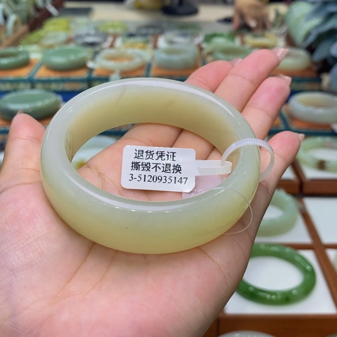 和田玉手镯未镶嵌和田玉且末黄口5657