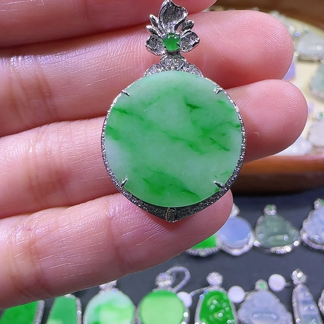 翡翠18K金镶嵌吊坠(不含链)