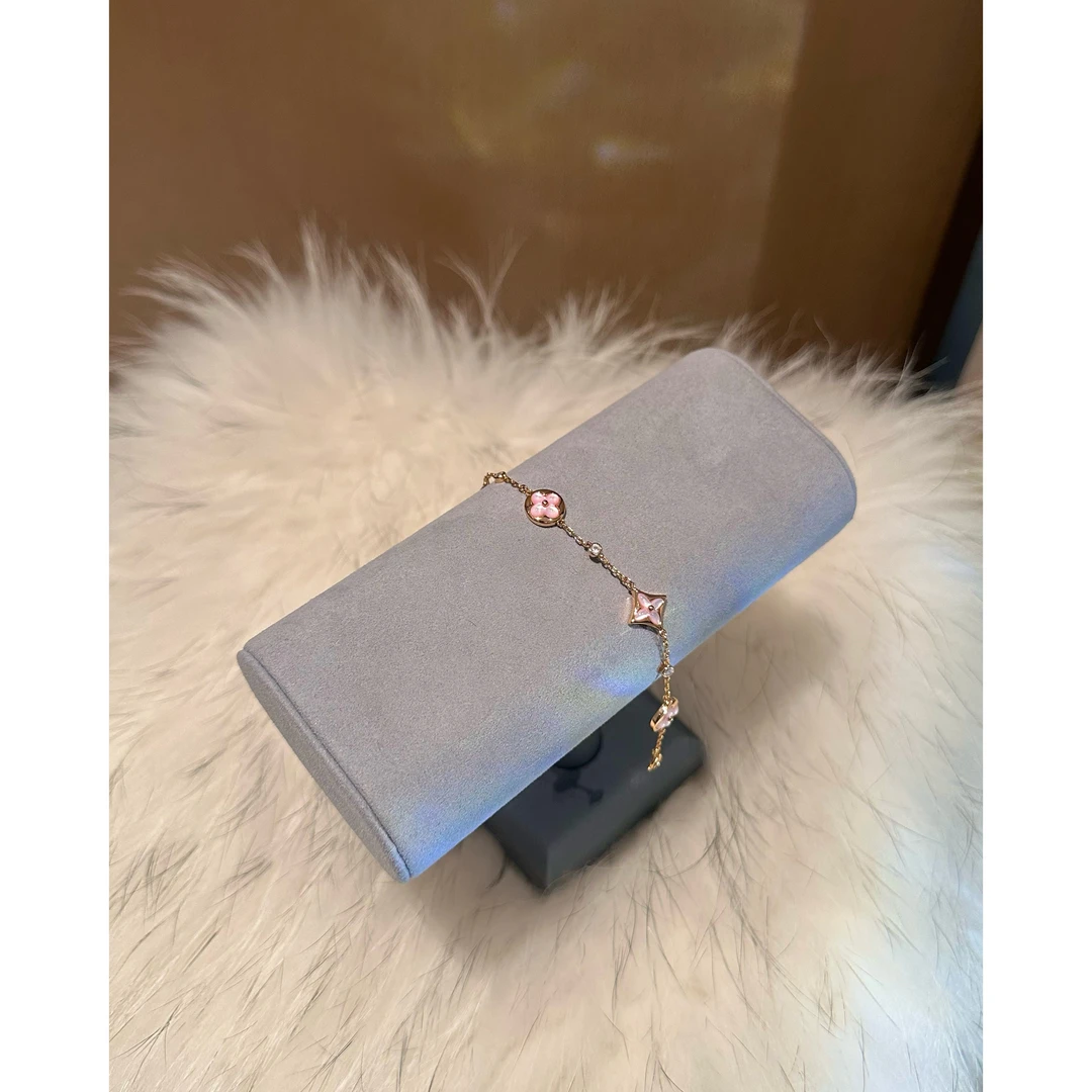 铜合金锆石手链 P0901 气质轻奢梅花手链 P