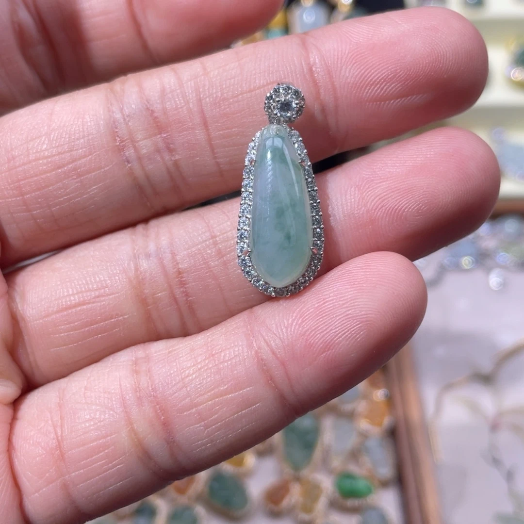 翡翠银S925镶嵌颈饰