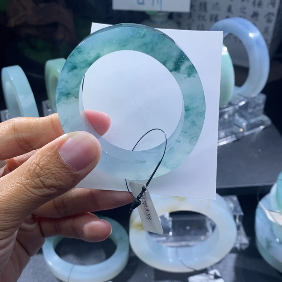 瑄***定制翡翠未镶嵌翡翠手镯
