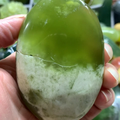 蛇纹石玉未镶嵌手把件