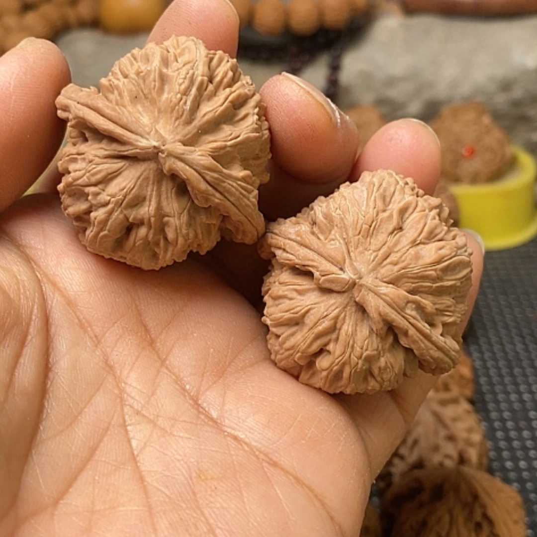 【闪购商品】吊坠文玩核桃白狮子39