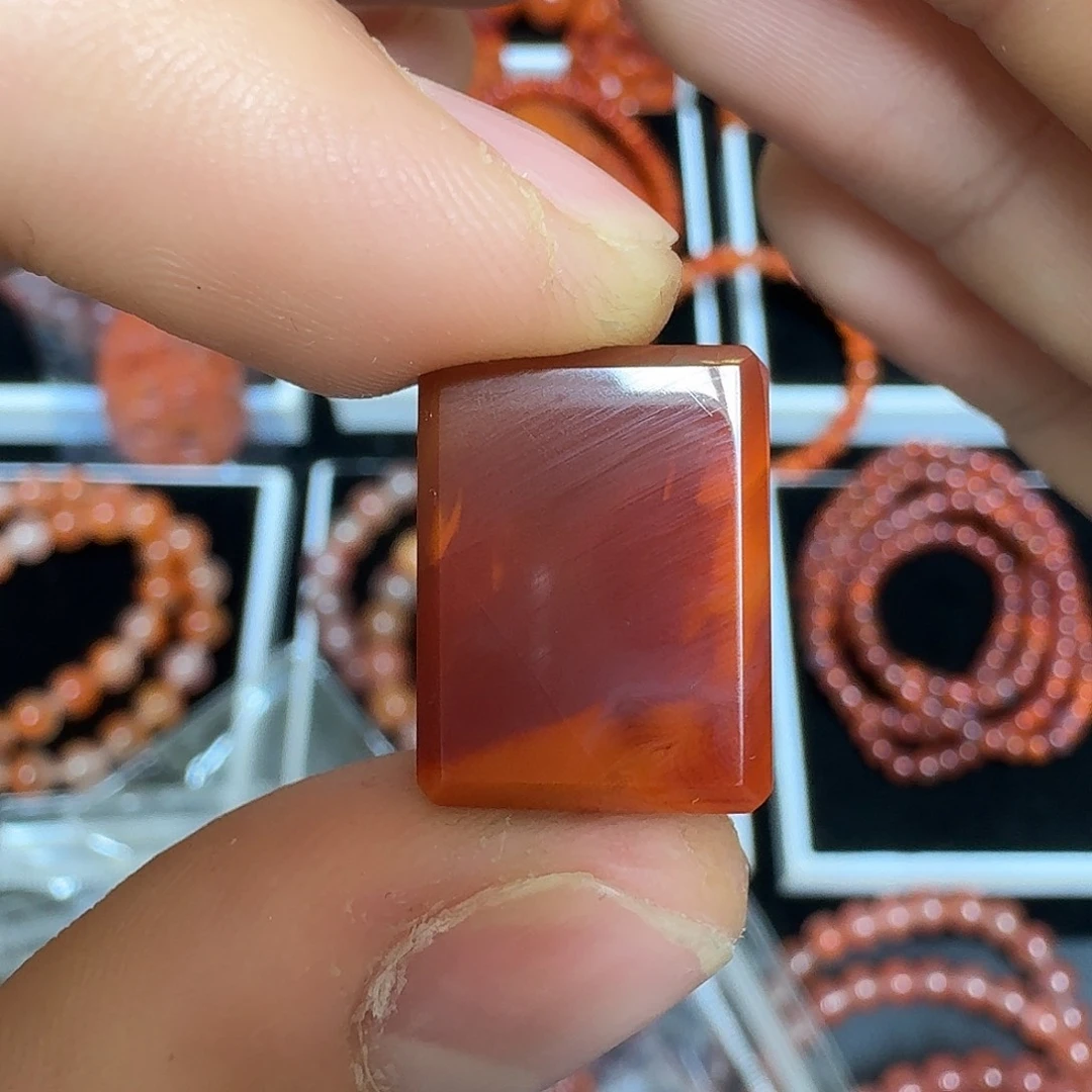 南红玛瑙未镶嵌川料瓦西飘花无事牌4.2g