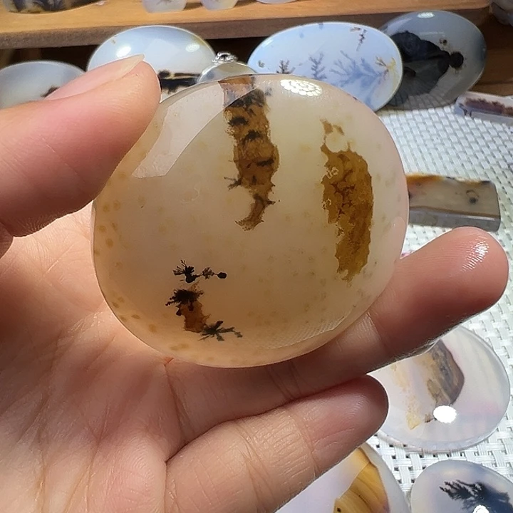 玛瑙/玉髓未镶嵌颈饰