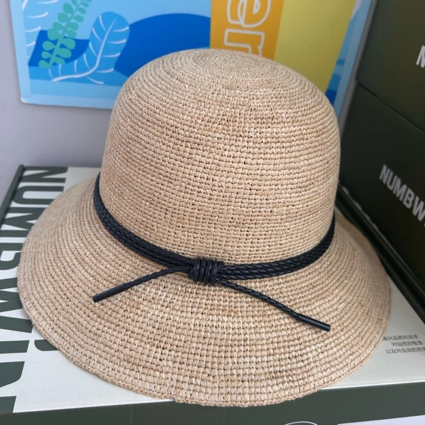 拉菲草帽女夏季绑带可折叠简约遮阳盆帽海边度假防晒沙滩渔夫帽夏