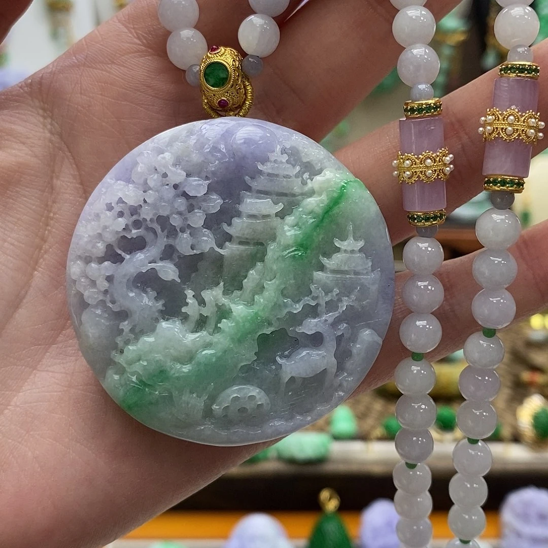 翡翠未镶嵌颈饰吊坠