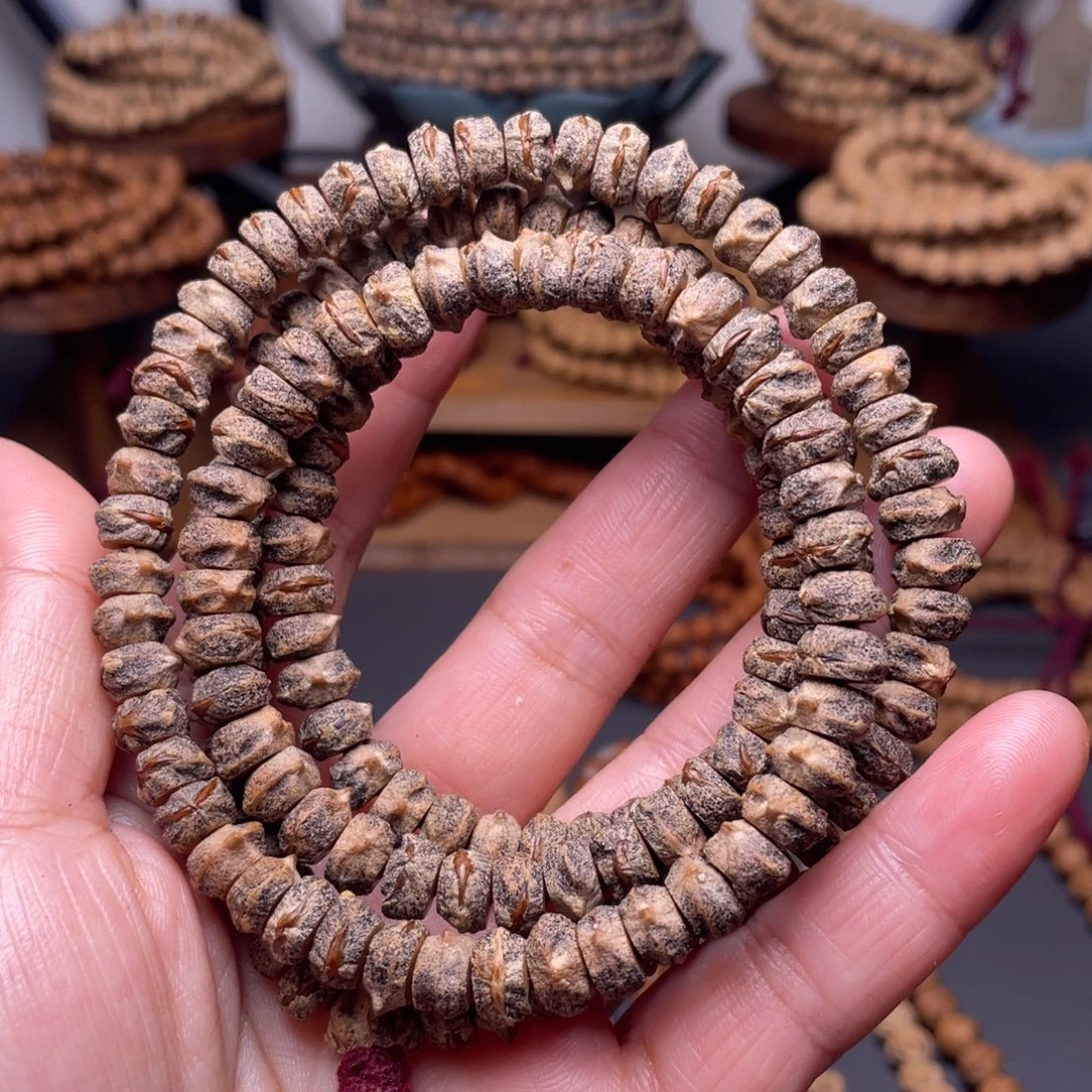 L***y手串柏香籽/百香籽