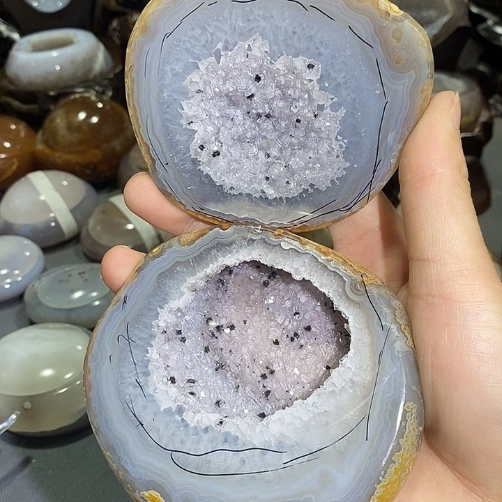 未镶嵌摆件水晶聚宝盆