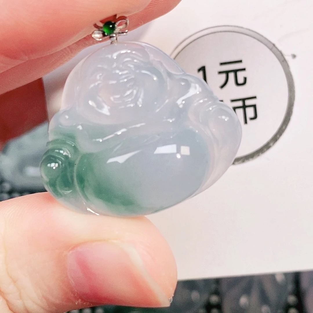 颈饰18K金镶嵌翡翠