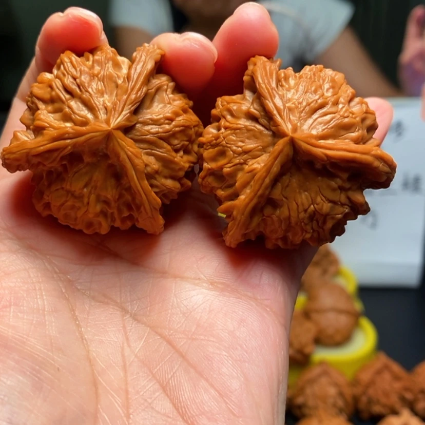 【闪购商品】把件桃核王*夫5号三棱