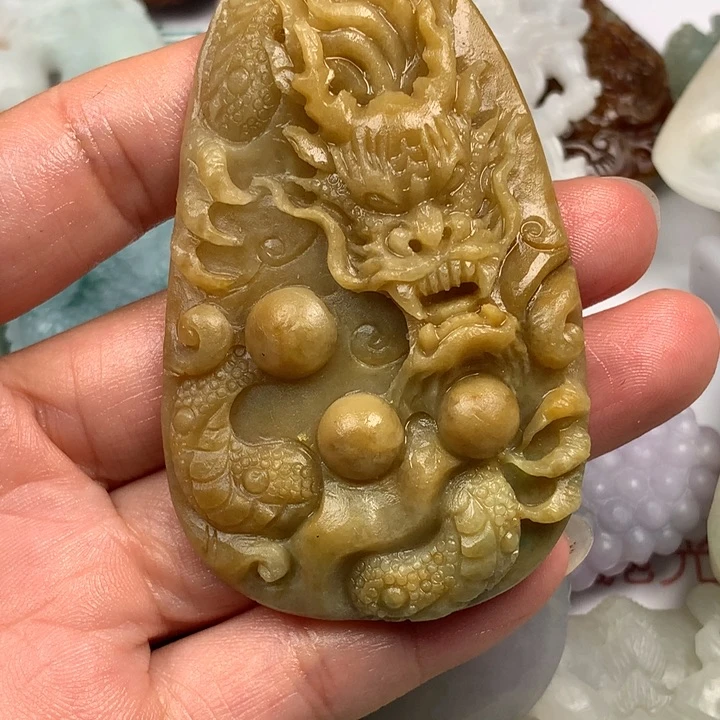 佛***缘定制翡翠未镶嵌翡翠