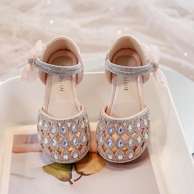 女童水钻镂空公主鞋2025年网纱蝴蝶结小女孩半凉鞋水晶演出鞋