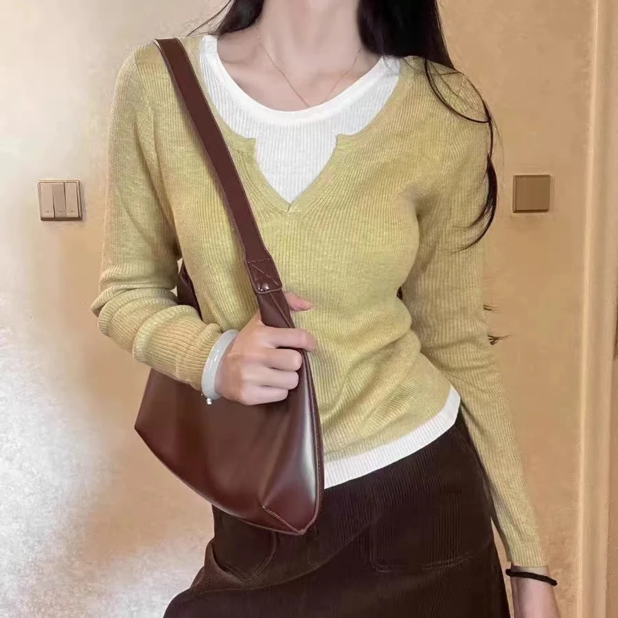 2025显瘦上衣新款韩版小众感假两件针织衫女时髦拼色别致秋装