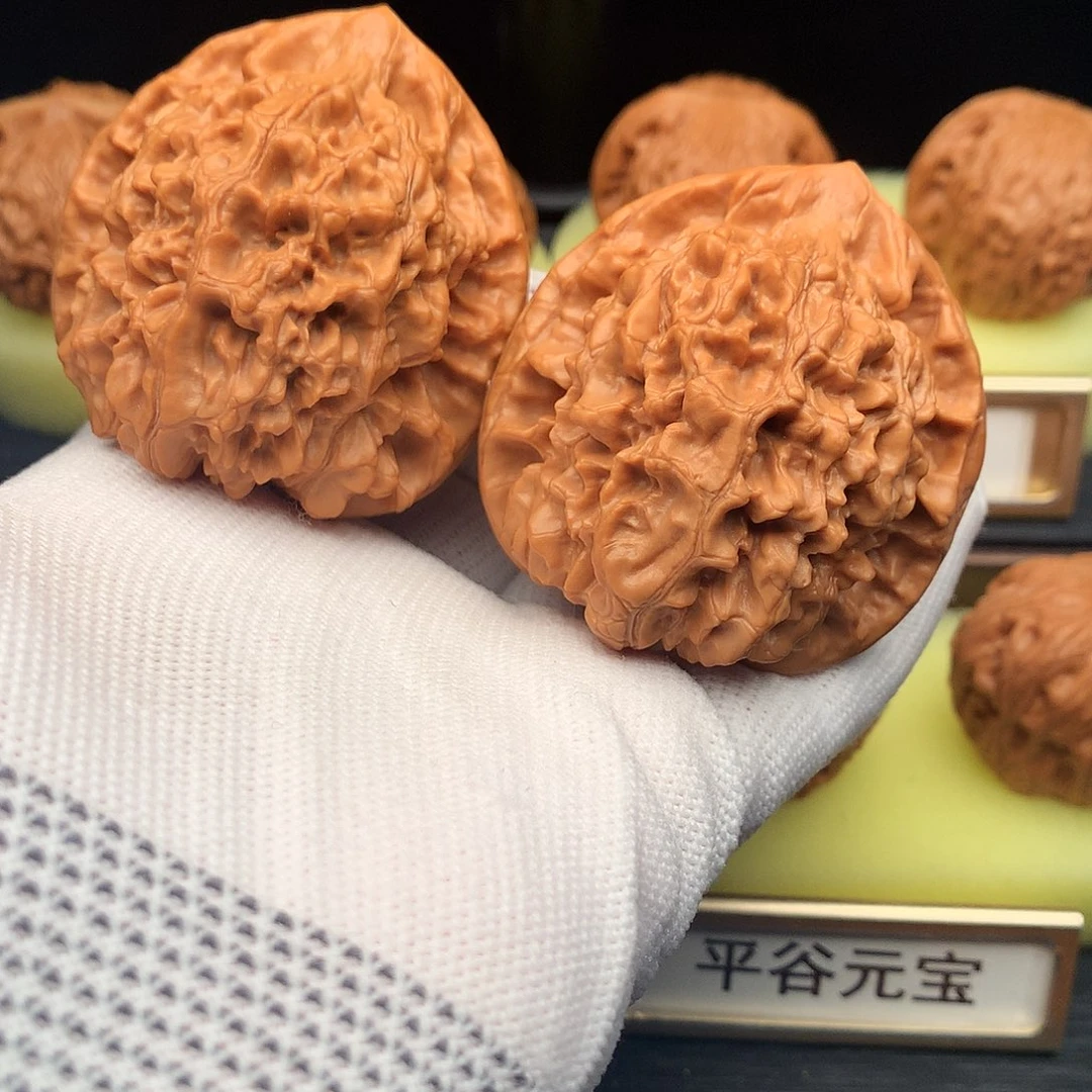 文玩核桃吊坠734号官帽47